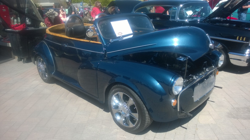 Illustration for article titled Redmond OR Car Show Photo Dump